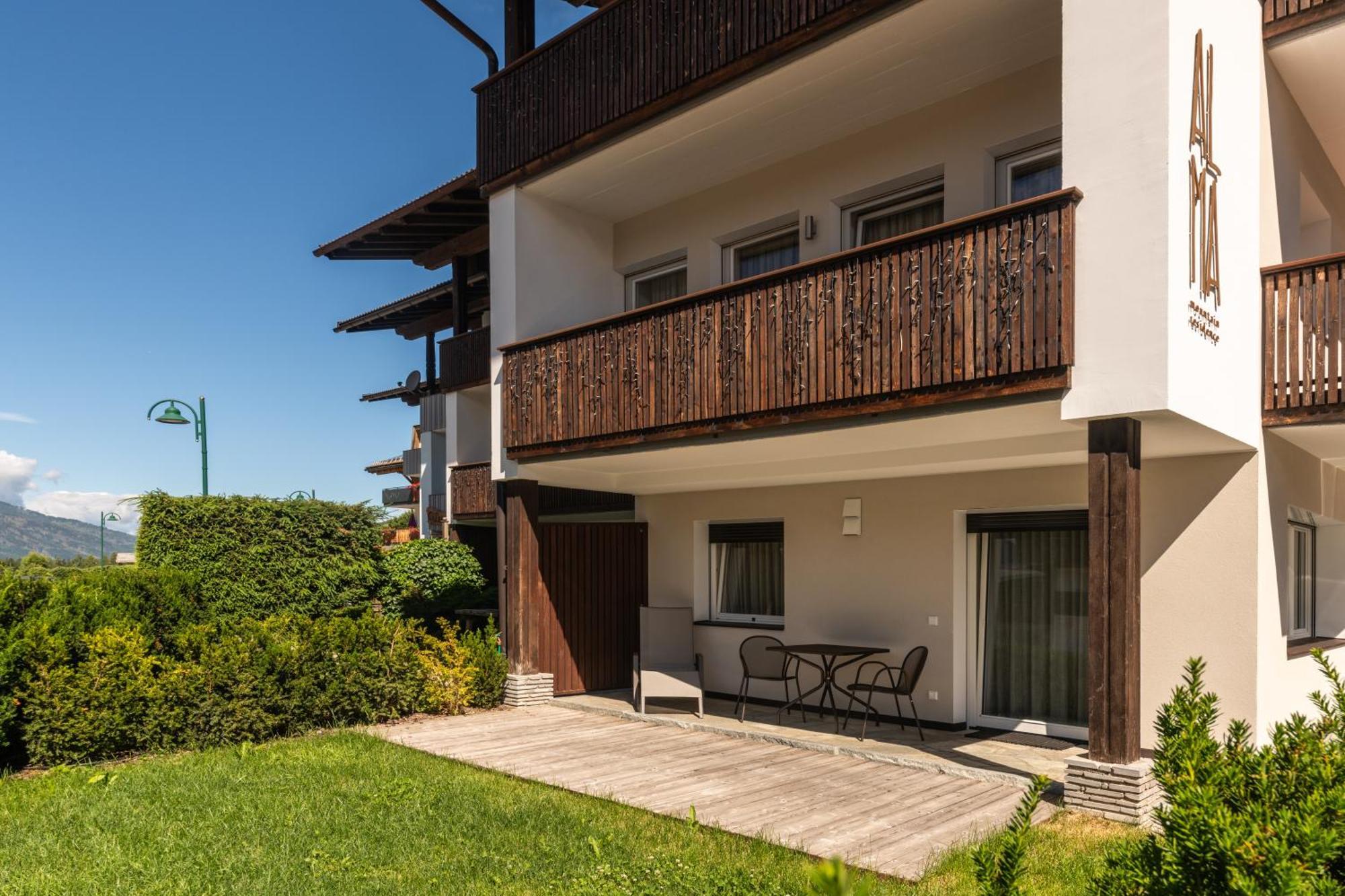 Alma Mountain Residence Dobbiaco Exterior foto